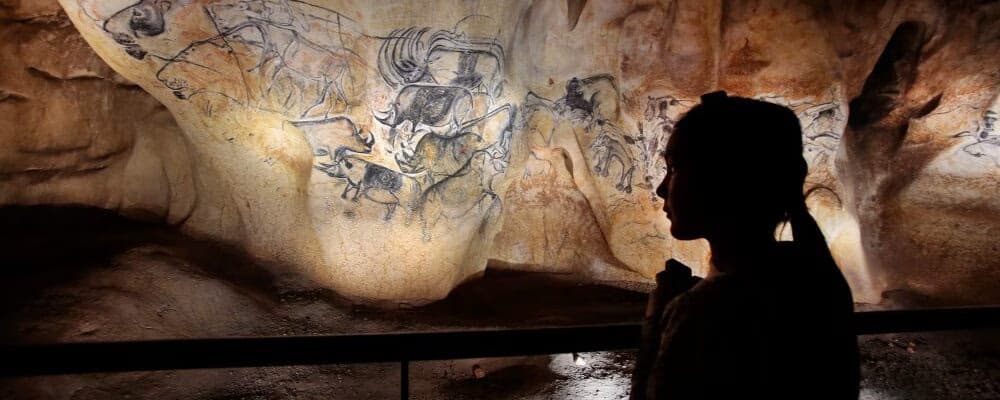 Grotte Chauvet 2 : billets, durée, réservation — le guide pratique 2026