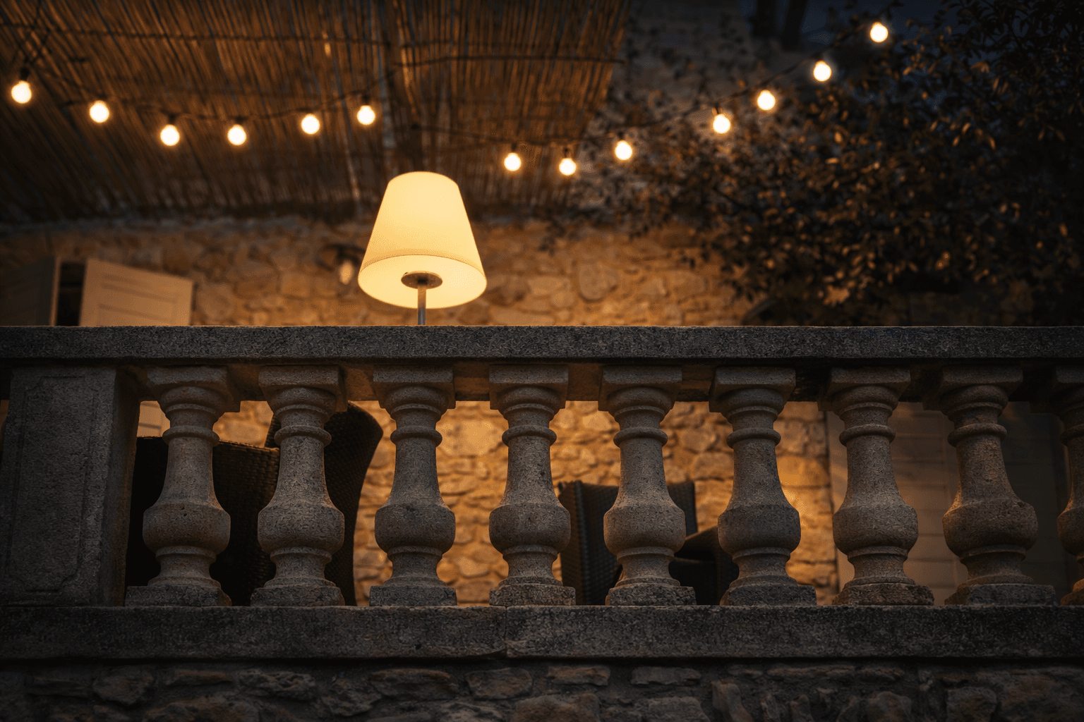Le Mas d'Eylieux à la nuit tombée 2