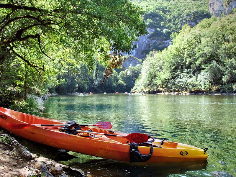 DESCENTE DES GORGES DE L'ARDÈCHE